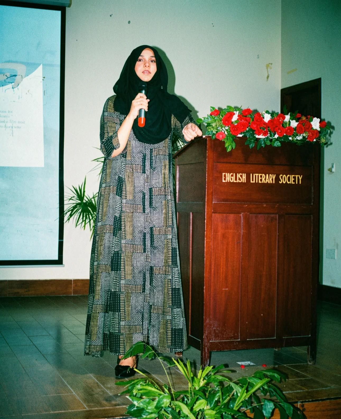 Zeenat Mazhar